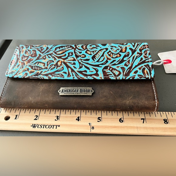 American Bison Western Floral Embossed Leather Wallet Brown Turquoise NWT - Picture 10 of 10